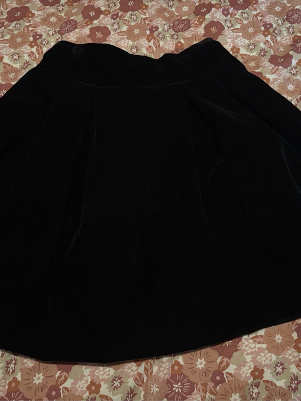 Women's Black Velvet Circle Skirt
